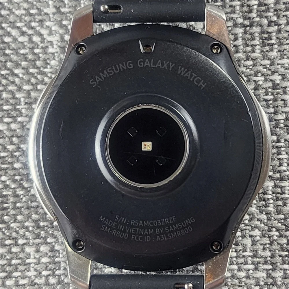 Samsung Mens Galaxy Watch 46mm Silver Smartwatch SM-R800 Bluetooth